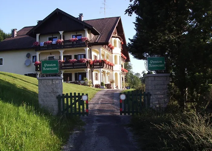 Hotel Am Haus Rosenauer Zimmer & Ferienwohnungen